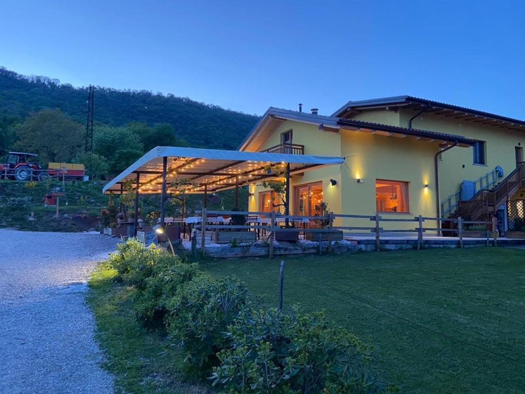 Agriturismo La Soglia Del Parco Ranica Exteriör bild