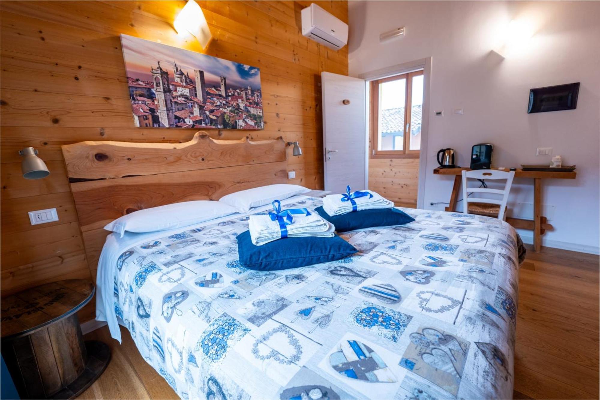 Agriturismo La Soglia Del Parco Ranica Exteriör bild